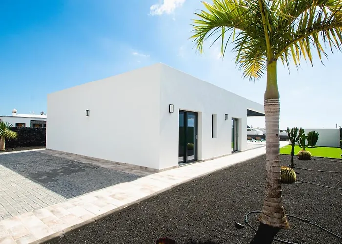 Blancazul Gazmira Villa